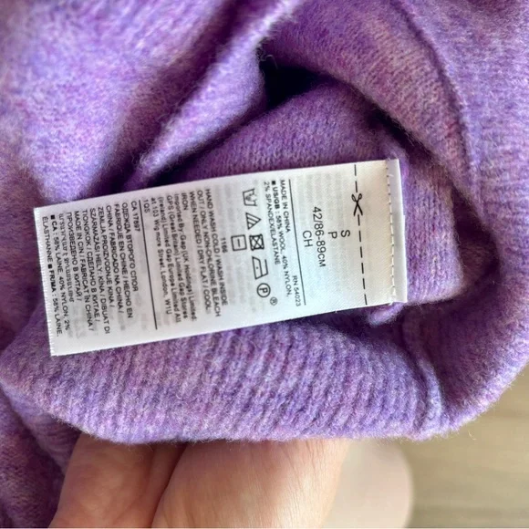 Banana Republic ballet wrap sweater - Picture 4 of 4